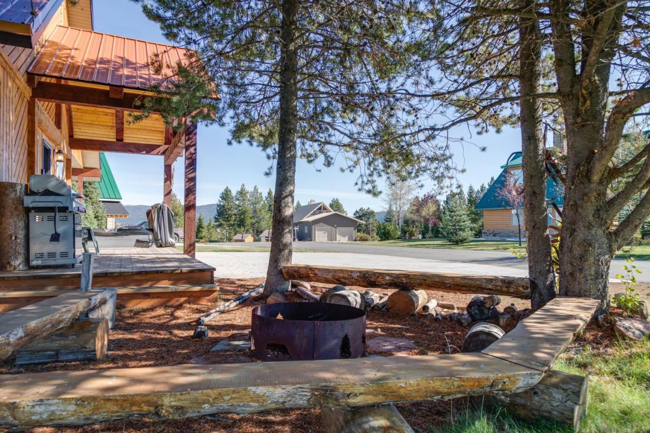 Huckleberry Hollow By Kabino Hot Tub Firepit Ps2 Satellite Grill Wifi Golf Course Island Park Exterior foto